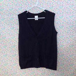 Size small purple women’s cardigan sweater vest.